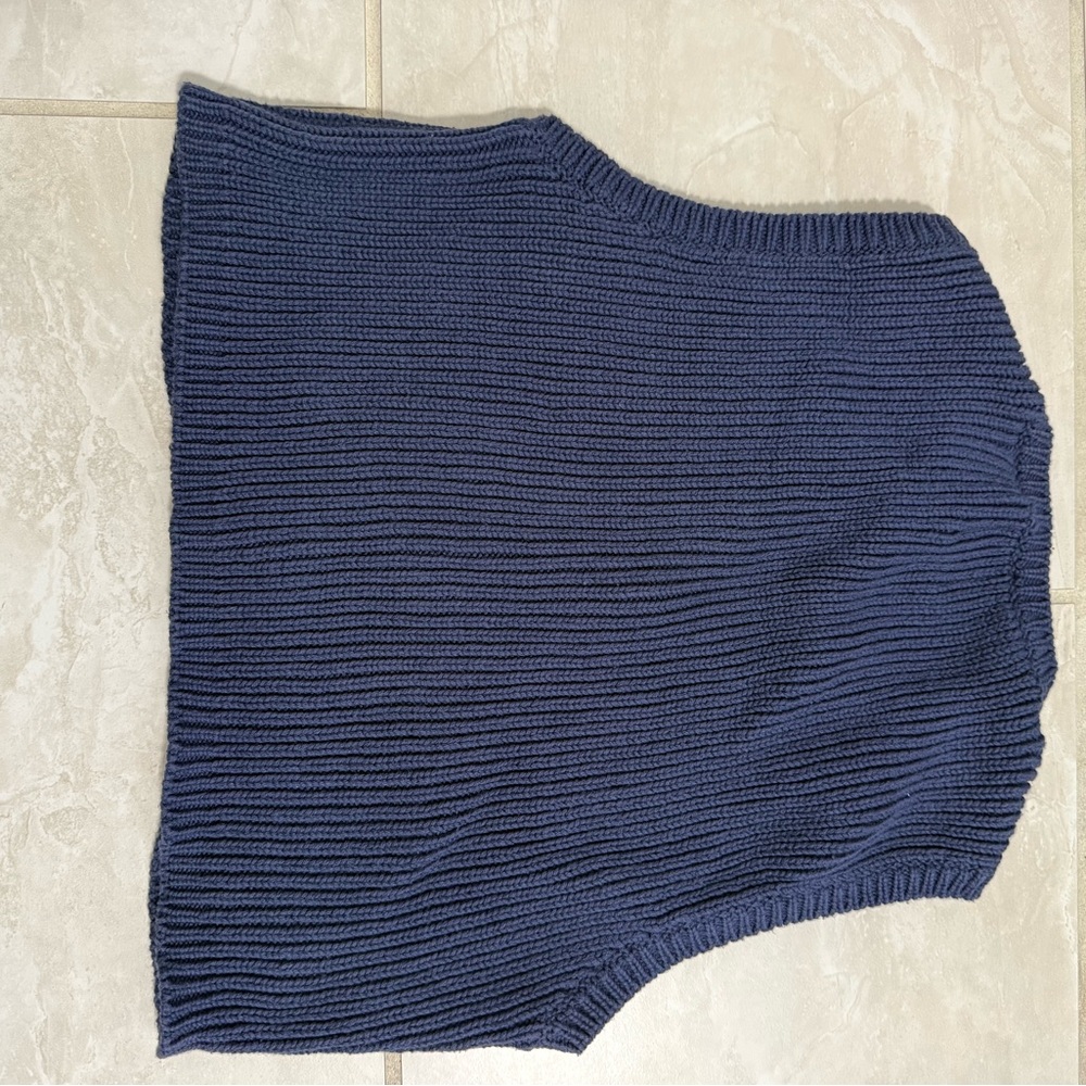 Vintage GAP Women's Navy Cable Knit Button Front Sweater Vest - Picture 3 of 3